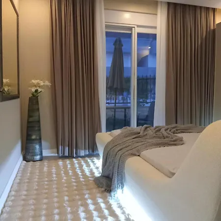 Metropolitan Art Appartement *